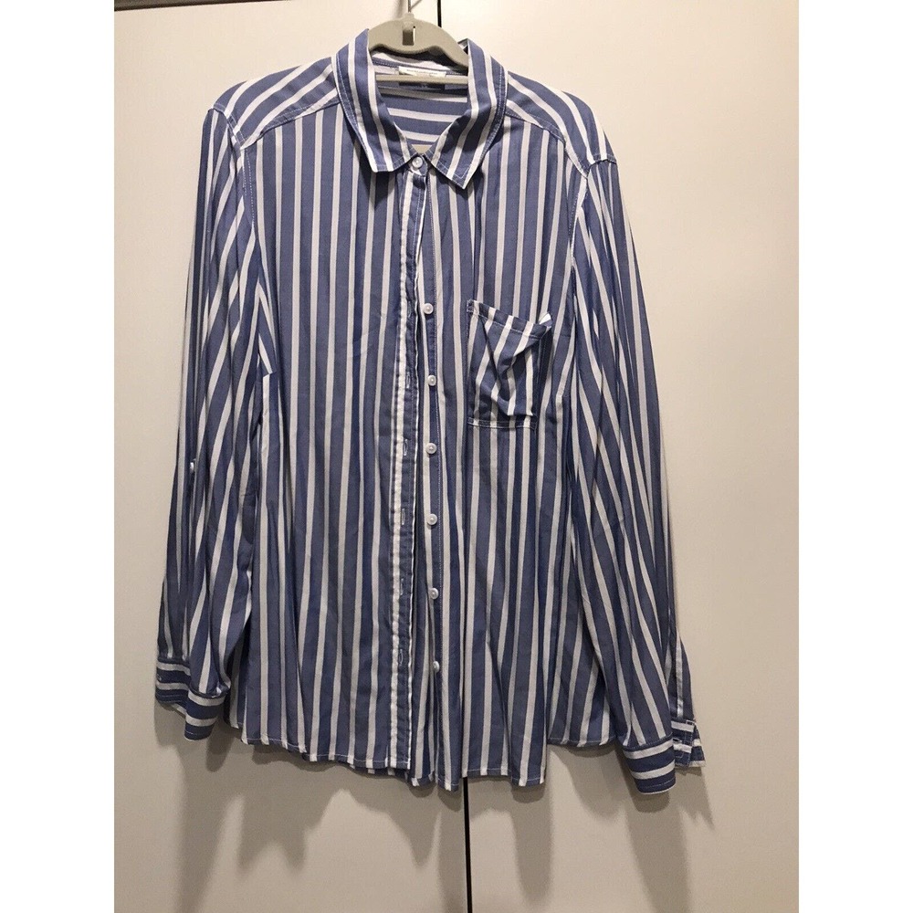 BeachLunchLounge Women Plus Shirt, Blue w/ White Stripes